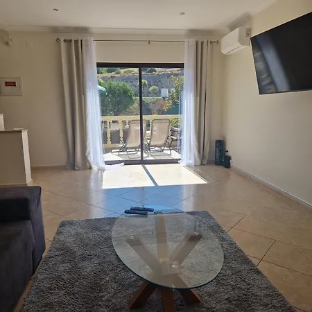 Ferienhaus In Albufeira